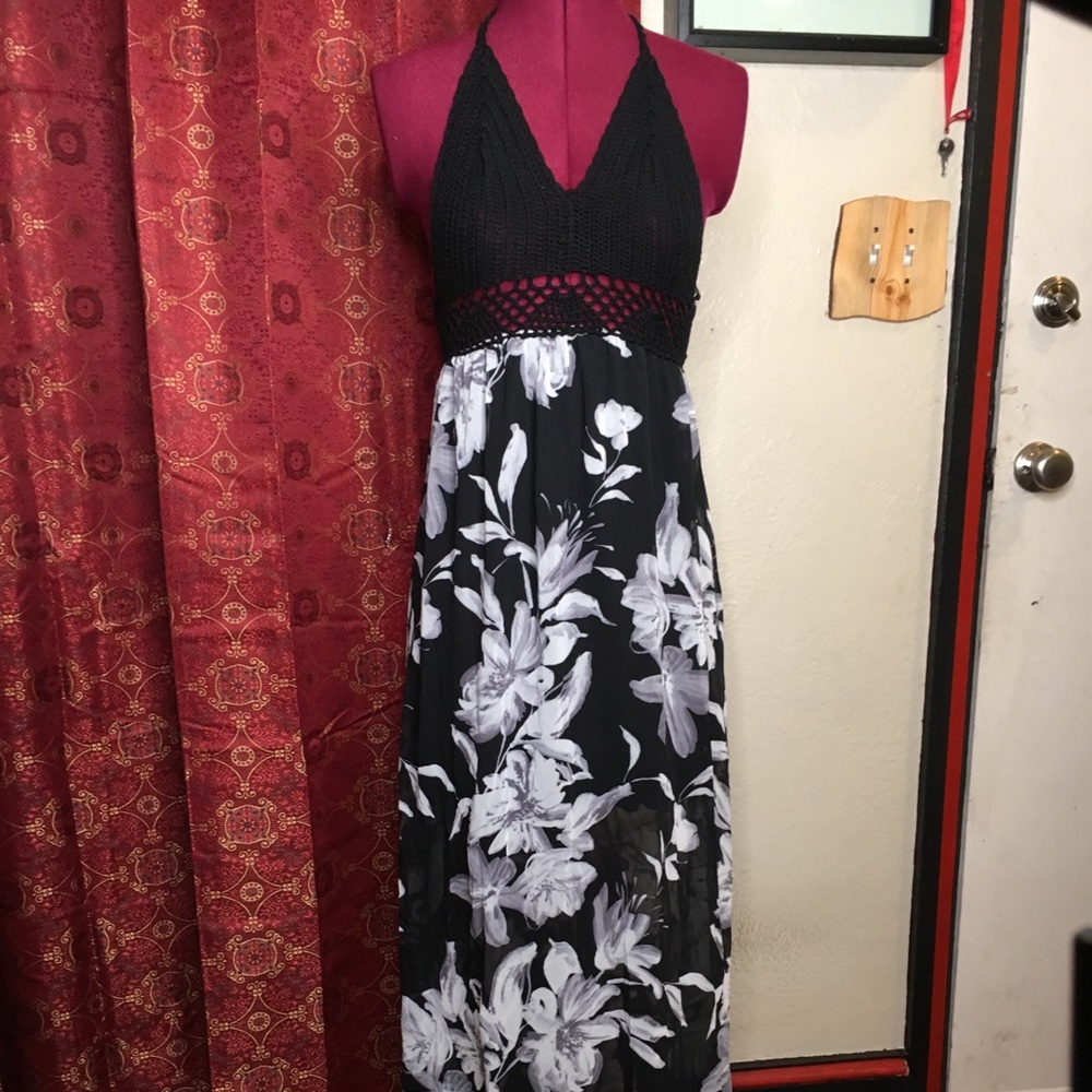 Floral crochet maxi dress